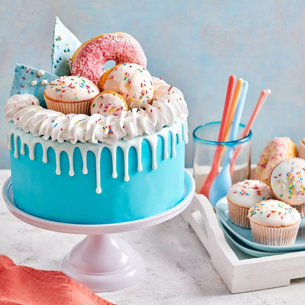 Funcakes Rollfondant Baby Blue: Einfach Zu Verwenden, Glatt, Flexibel, Weich Und Biegsam, Perfekt Zum Dekorieren Von Kuchen, Halal, Koscher Und Glutenfrei, 250 G